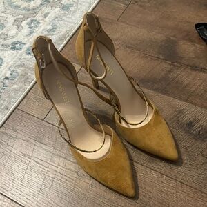 Nine West Tan Suede Heels with Pointed Toe